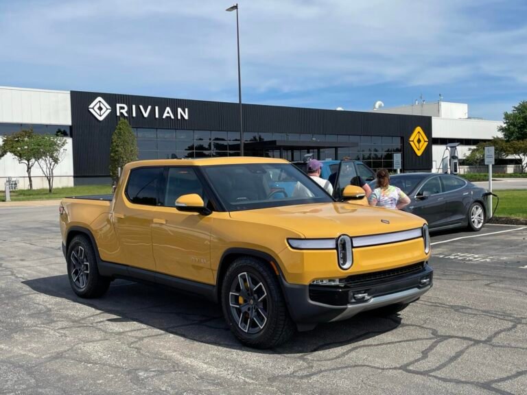 Rivian Q2 sales